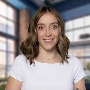 ally-palucis-headhost